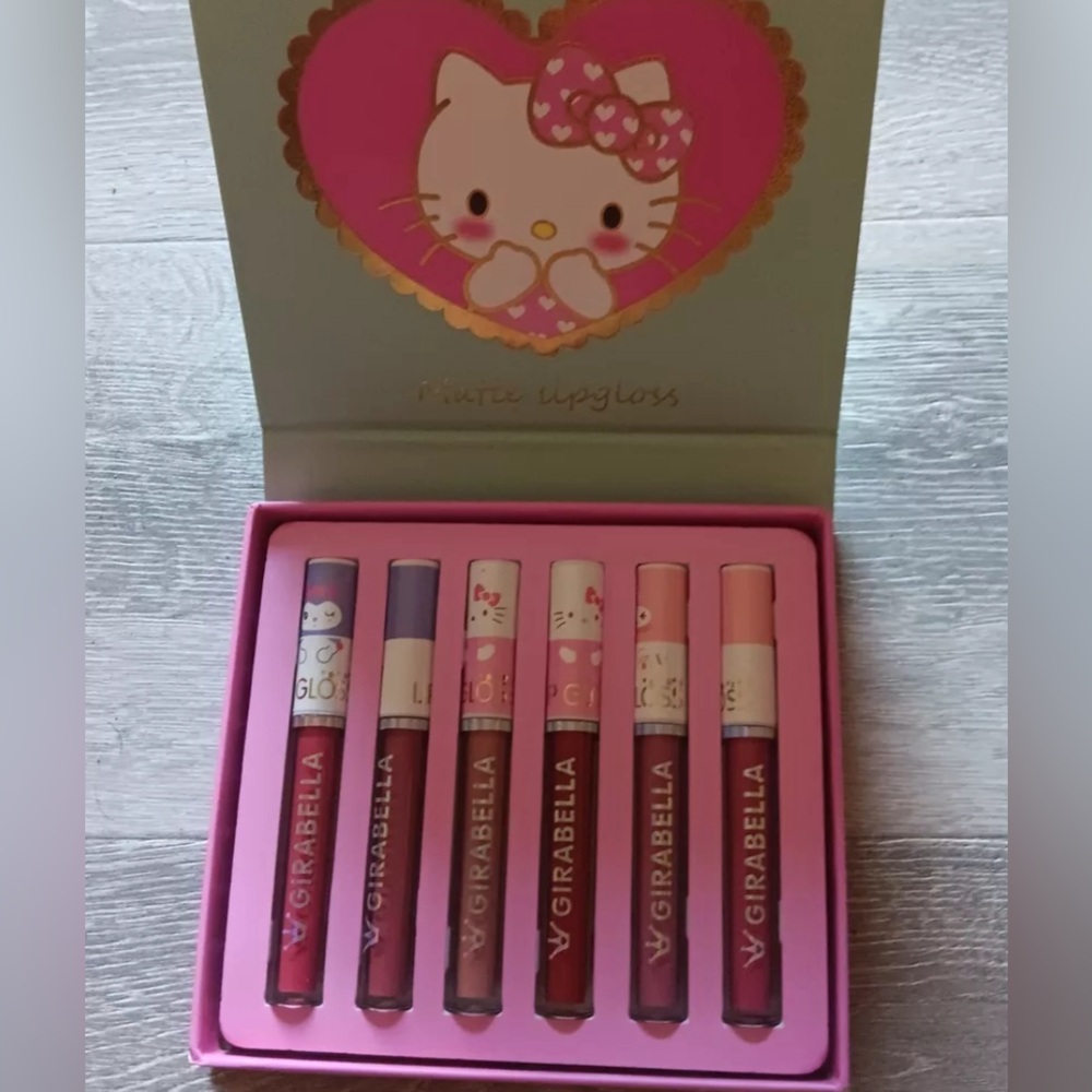 Matte lipglosses Hello kitty - Picture 3 of 3